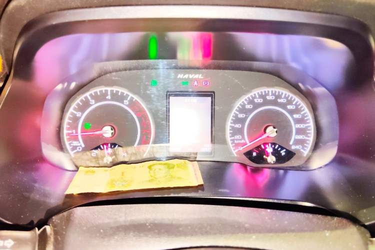 Used Haval H2s 2017 Blue Label 1.5T Dual-Clutch Luxury Model Instrument Cluster