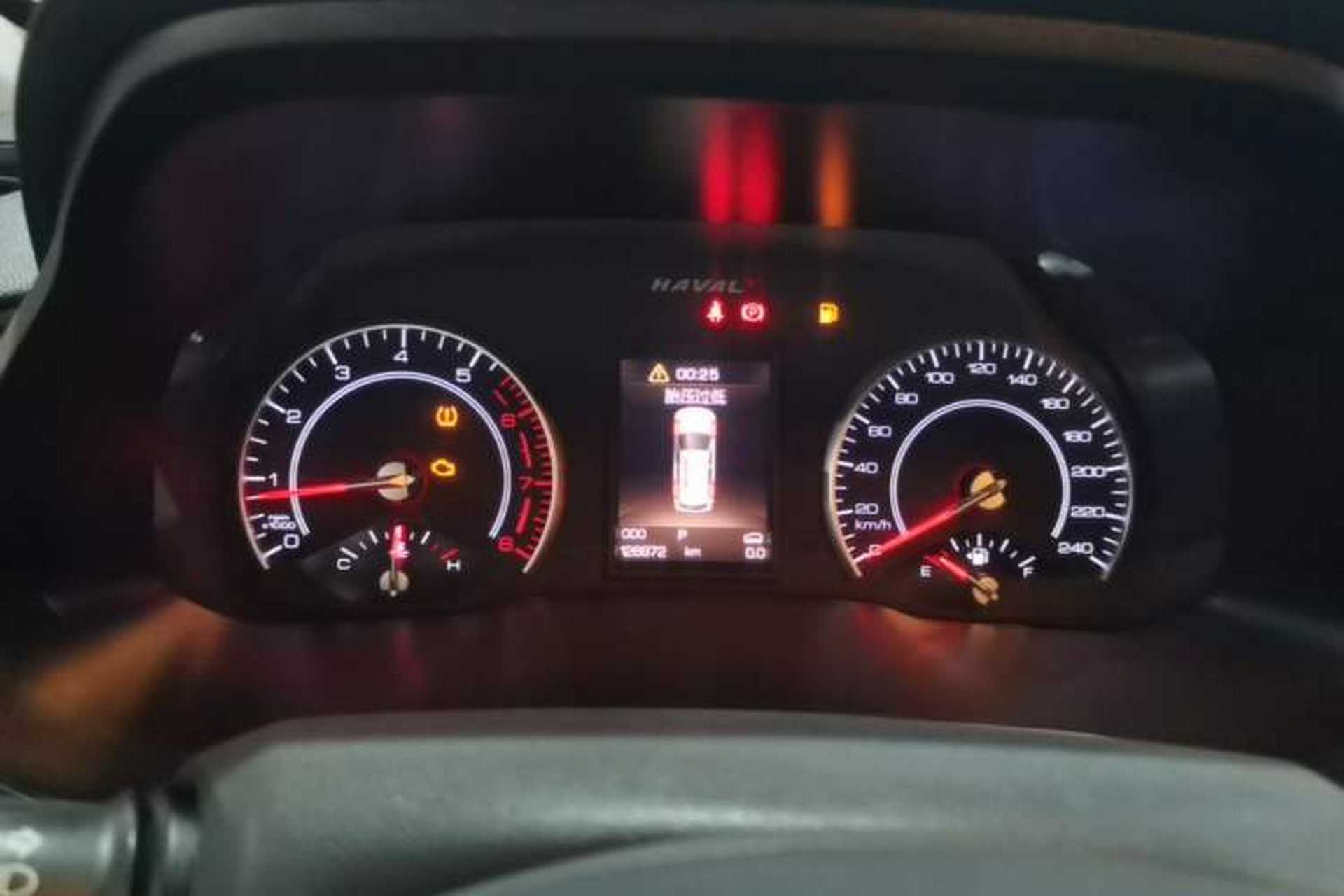 Used Haval H2s 2017 Red-Label 1.5T Dual-Clutch Luxury Model Instrument Cluster