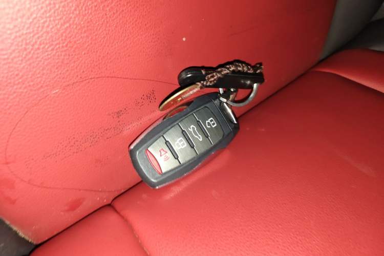 Used Haval H2s 2017 Blue Label 1.5T Dual-Clutch Luxury Model Interior 1