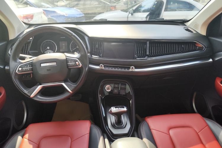 Used Haval H2s 2017 Blue Label 1.5T Dual-Clutch Elite Model Interior 1