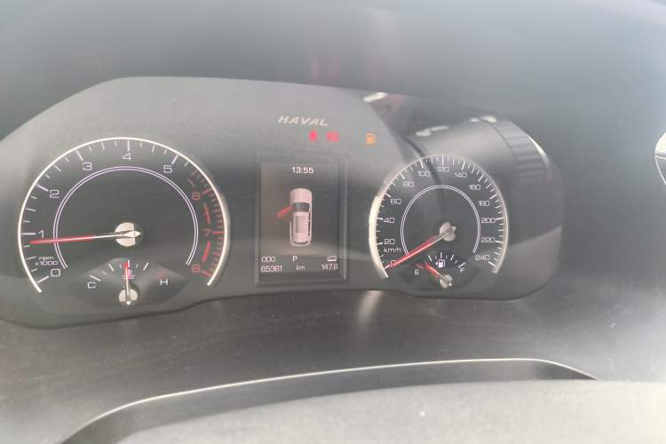 Used Haval H2s 2017 Red-Label 1.5T Dual-Clutch Comfort Model Interior 1