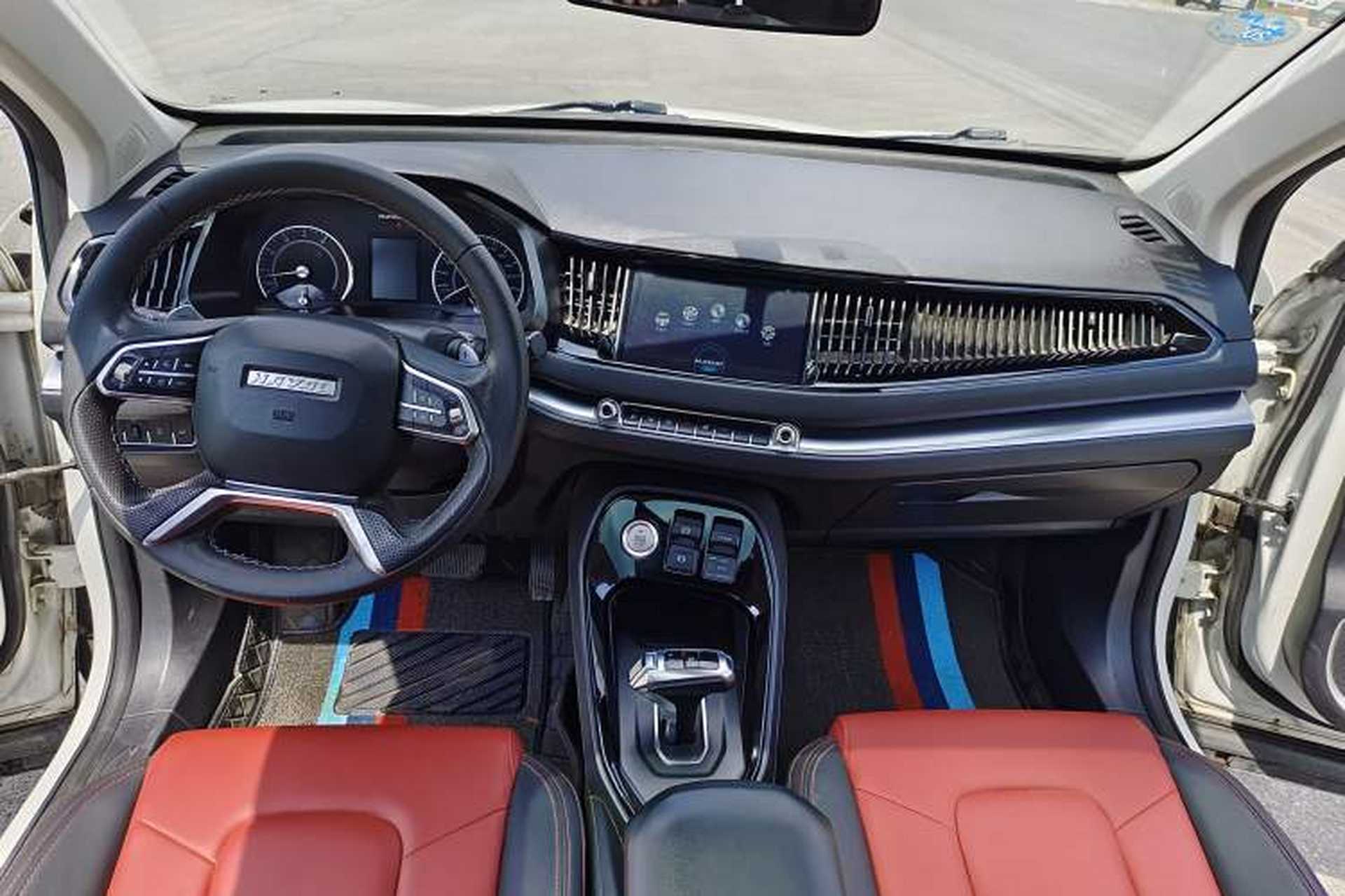 Used Haval H2s 2017 Red-Label 1.5T Dual-Clutch Elite Model Interior 2