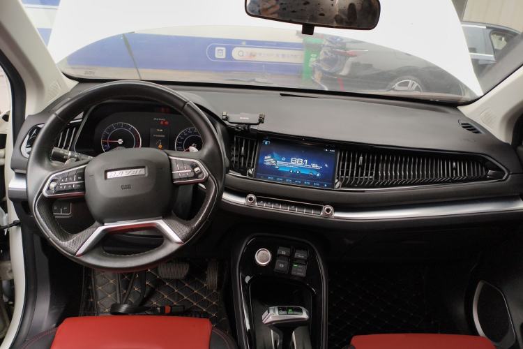 Used Haval H2s 2017 Blue Label 1.5T Dual-Clutch Elite Model Interior 2