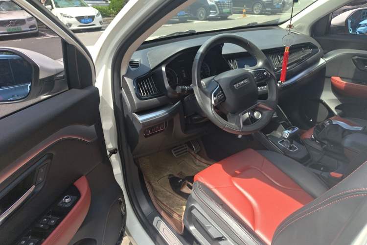 Used Haval H2s 2017 Blue Label 1.5T Dual-Clutch Luxury Model Interior 3