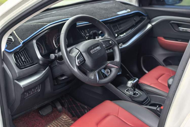 Used Haval H2s 2017 Blue Label 1.5T Dual-Clutch Comfort Model Interior 3