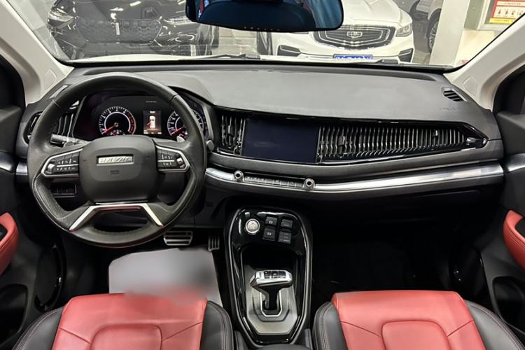 Used Haval H2s 2017 Blue Label 1.5T Dual-Clutch Luxury Model Interior 3