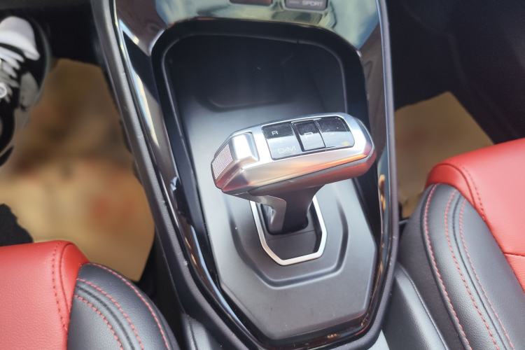 Used Haval H2s 2017 Blue Label 1.5T Dual-Clutch Elite Model Interior 4
