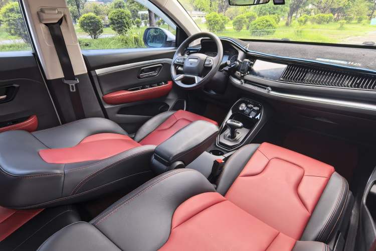 Used Haval H2s 2017 Blue Label 1.5T Dual-Clutch Comfort Model Interior 6