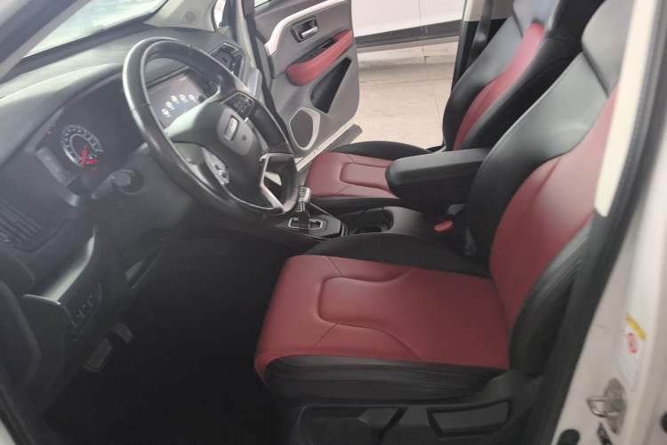 Used Haval H2s 2017 Red-Label 1.5T Dual-Clutch Elite Model Left Front Seat