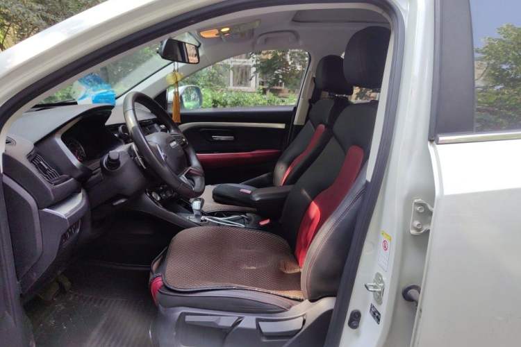 Used Haval H2s 2017 Red-Label 1.5T Dual-Clutch Elite Model Left Front Seat