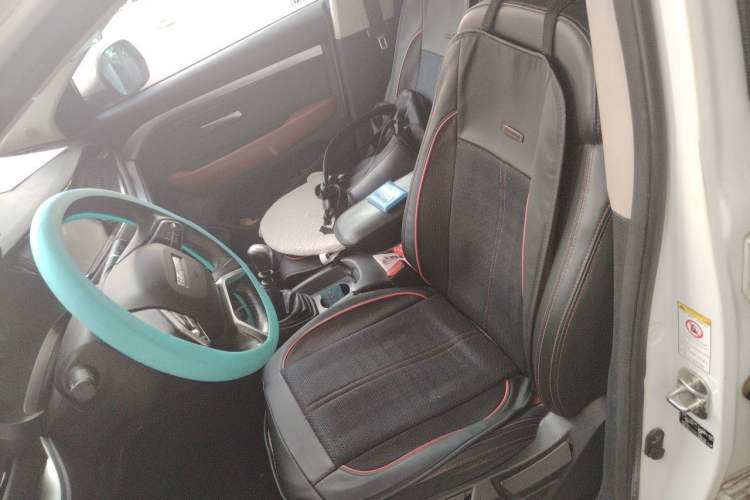 Used Haval H2s 2017 Red-Label 1.5T Manual Elite Model Left Front Seat
