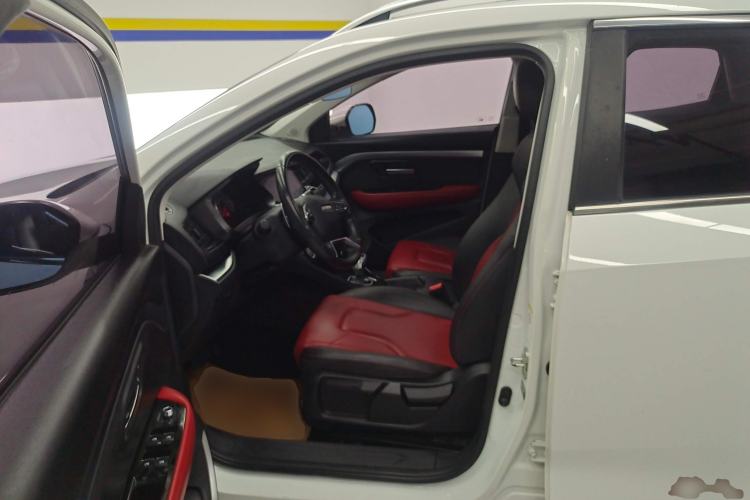 Used Haval H2s 2017 Red-Label 1.5T Dual-Clutch Elite Model Left Front Seat