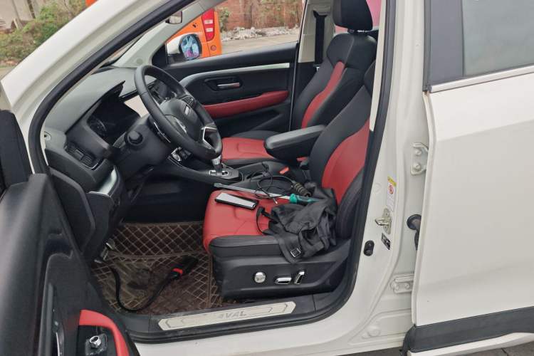 Used Haval H2s 2017 Red-Label 1.5T Dual-Clutch Luxury Model Left Front Seat
