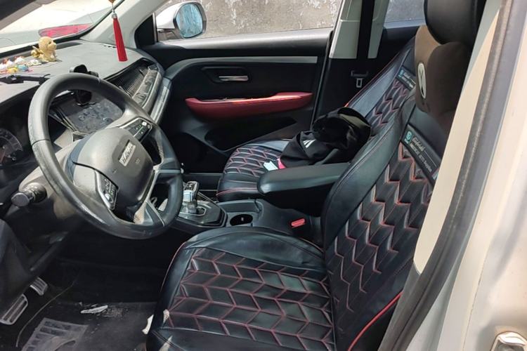 Used Haval H2s 2017 Red-Label 1.5T Dual-Clutch Luxury Model Left Front Seat