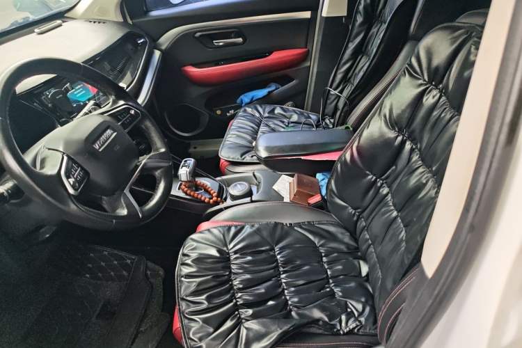 Used Haval H2s 2017 Red-Label 1.5T Dual-Clutch Comfort Model Left Front Seat