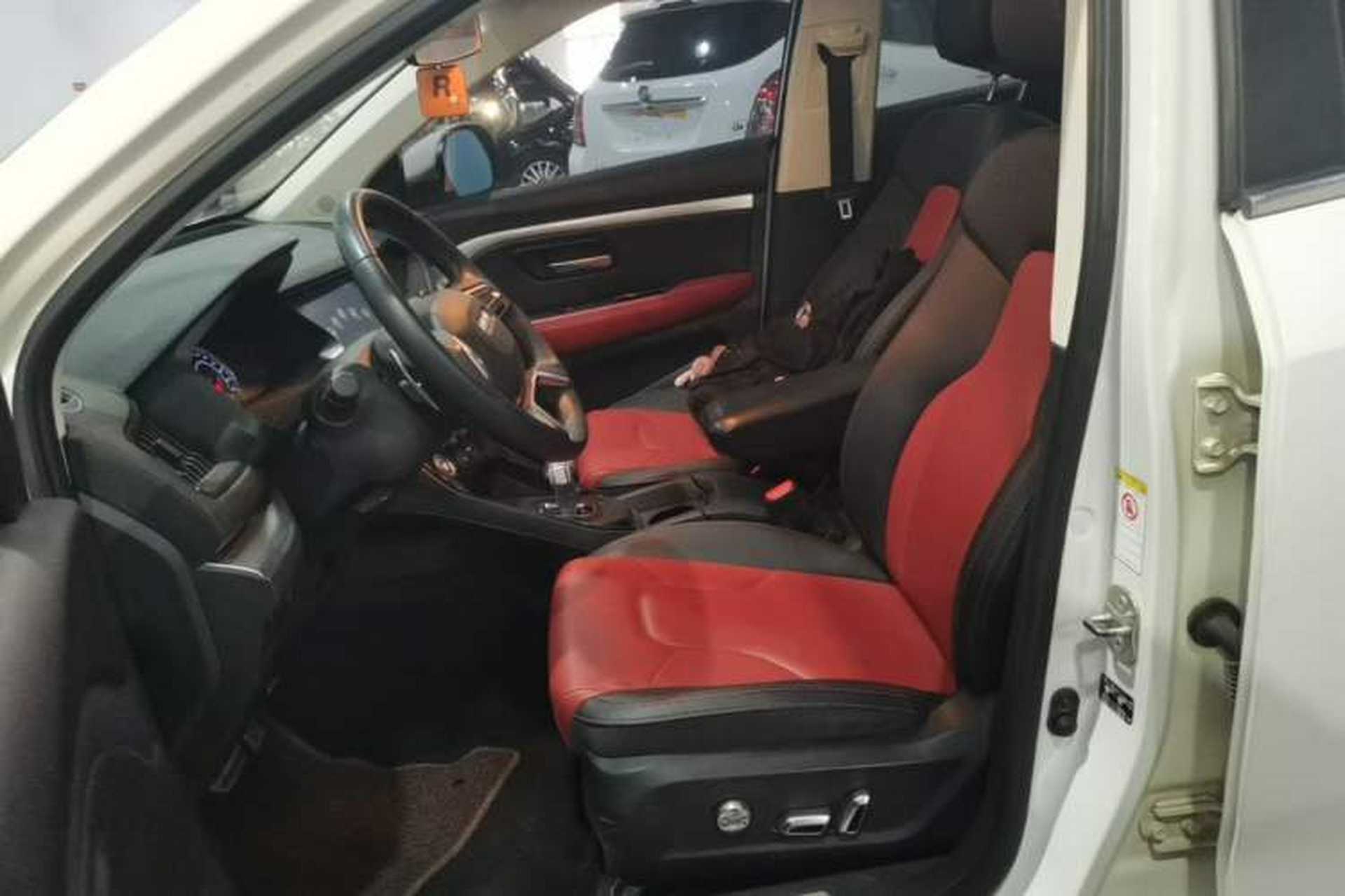 Used Haval H2s 2017 Red-Label 1.5T Dual-Clutch Luxury Model Left Front Seat