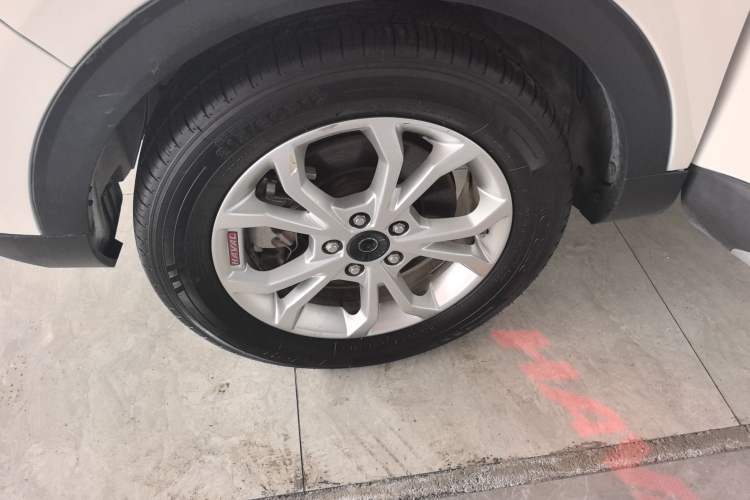 Used Haval H2s 2017 Red-Label 1.5T Dual-Clutch Elite Model Left Front Wheel Hub