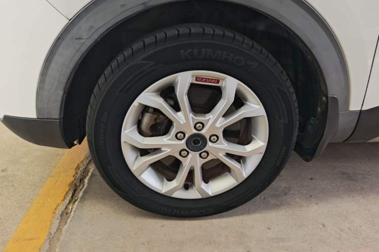 Used Haval H2s 2017 Red-Label 1.5T Dual-Clutch Elite Model Left Front Wheel Hub