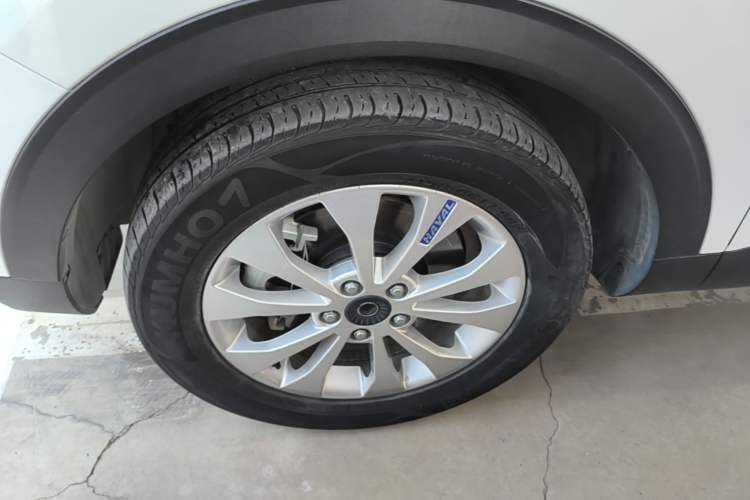 Used Haval H2s 2017 Blue Label 1.5T Dual-Clutch Elite Model Left Front Wheel Hub