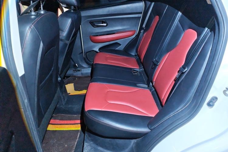 Used Haval H2s 2017 Blue Label 1.5T Dual-Clutch Luxury Model Left Rear Seat