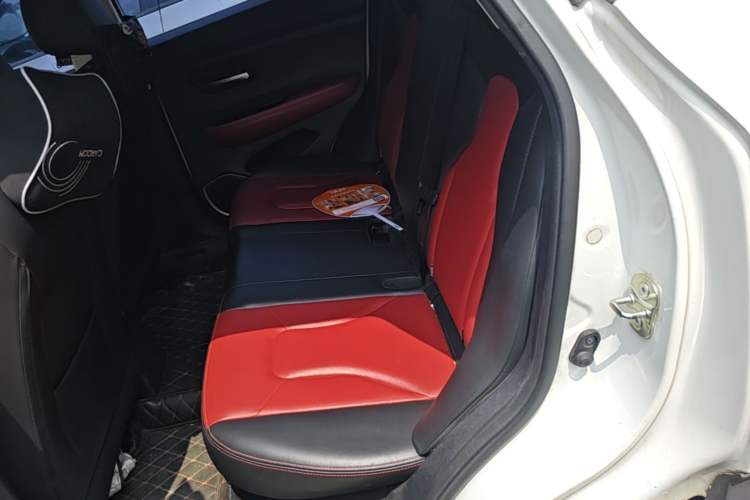 Used Haval H2s 2017 Blue Label 1.5T Dual-Clutch Comfort Model Left Rear Seat