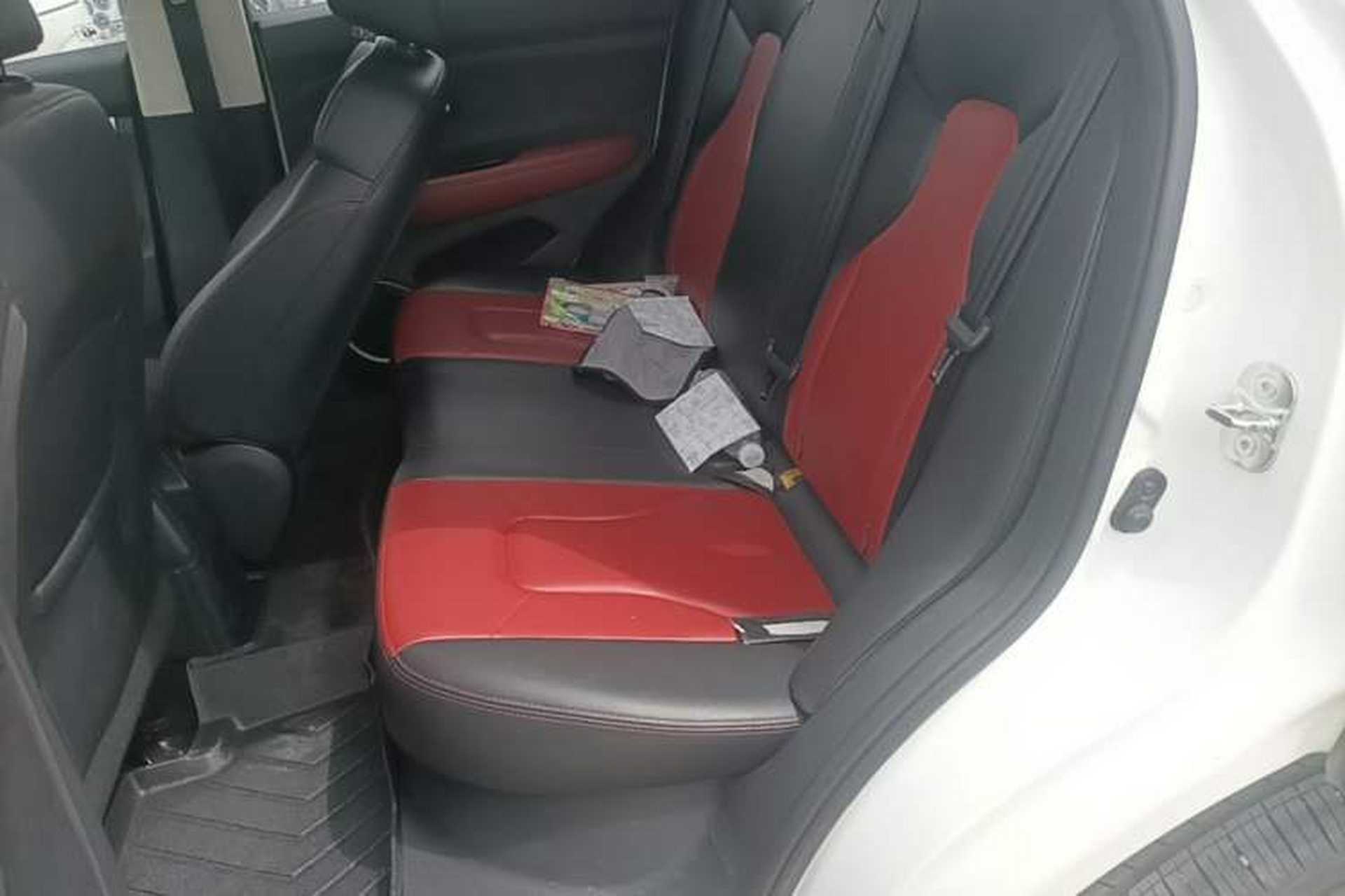 Used Haval H2s 2017 Red-Label 1.5T Dual-Clutch Elite Model Left Rear Seat