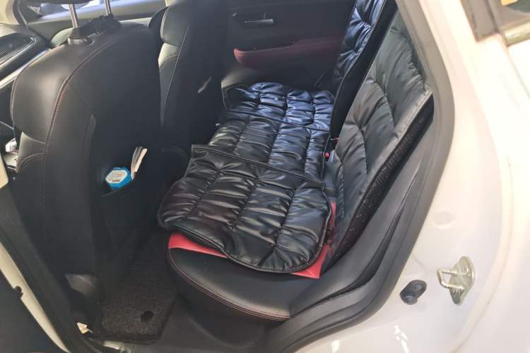 Used Haval H2s 2017 Red-Label 1.5T Dual-Clutch Comfort Model Left Rear Seat