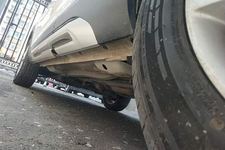 Used Haval H2s 2017 Red-Label 1.5T Dual-Clutch Elite Model Left Side Sill