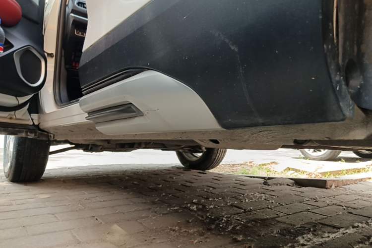 Used Haval H2s 2017 Red-Label 1.5T Dual-Clutch Comfort Model Left Side Sill