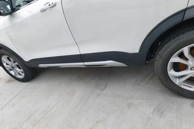 Used Haval H2s 2017 Red Label 1.5T Manual Comfort Model Left Side Sill