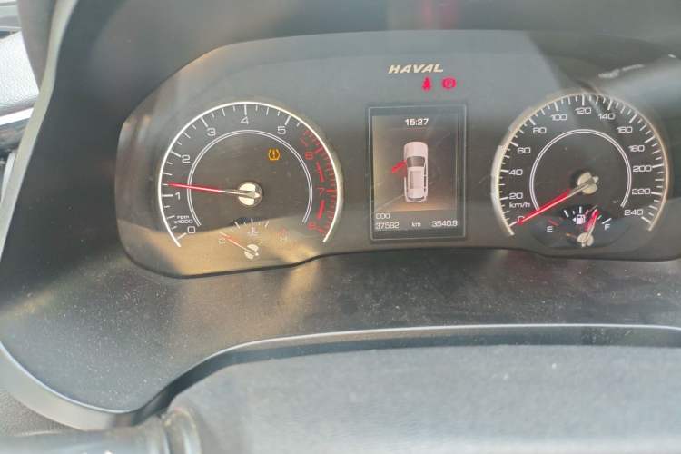 Used Haval H2s 2017 Red-Label 1.5T Manual Elite Model Odometer Close Up