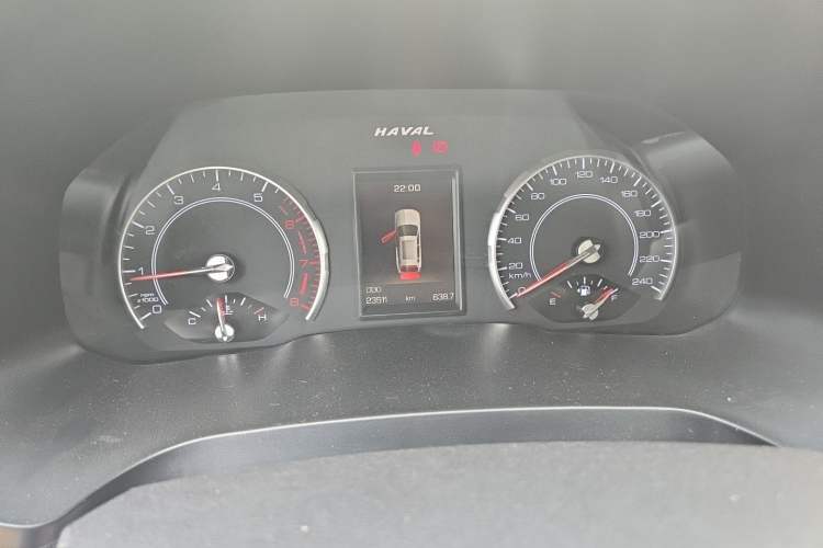 Used Haval H2s 2017 Blue Label 1.5T Manual Comfort Edition Odometer Close Up