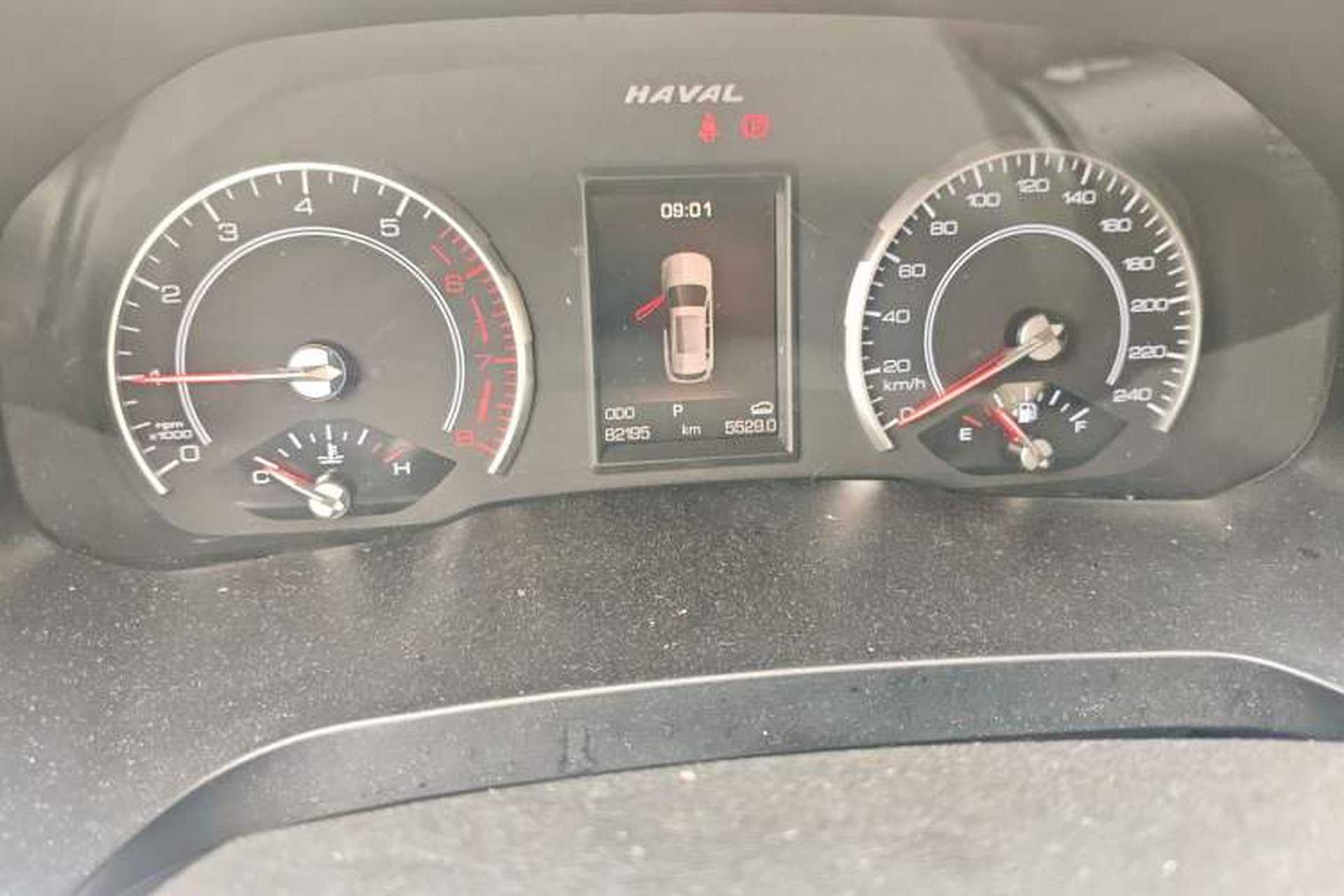 Used Haval H2s 2017 Blue Label 1.5T Dual-Clutch Comfort Model Odometer Close Up