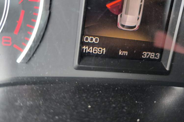 Used Haval H2s 2017 Red-Label 1.5T Manual Elite Model Odometer Close Up