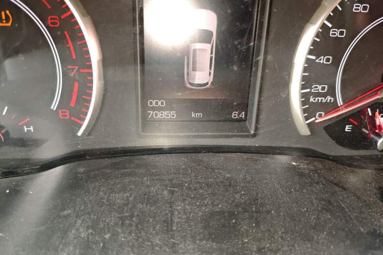 Used Haval H2s 2017 Red-Label 1.5T Manual Elite Model Odometer Close Up