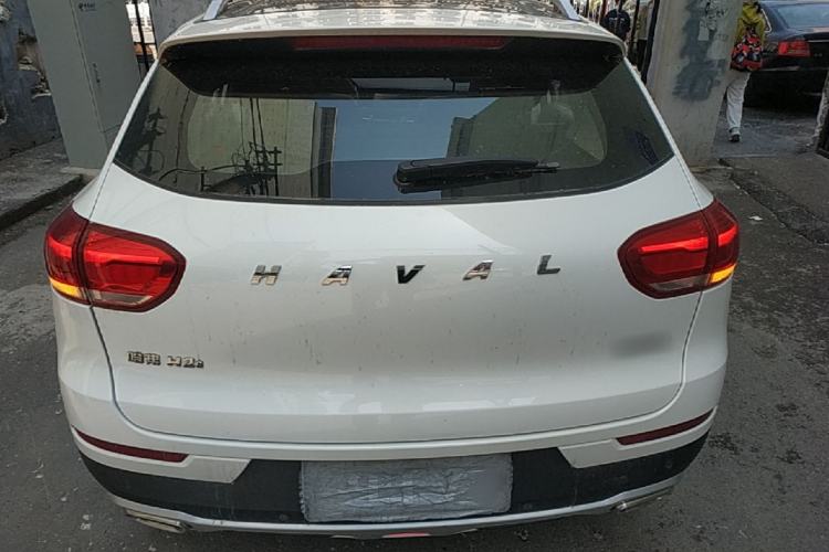 Used Haval H2s 2017 Red-Label 1.5T Dual-Clutch Elite Model Rear