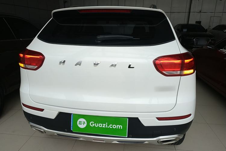 Used Haval H2s 2017 Red-Label 1.5T Dual-Clutch Elite Model Rear