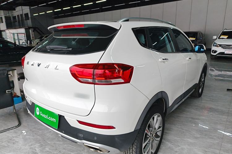 Used Haval H2s 2017 Red-Label 1.5T Dual-Clutch Luxury Model Rear Right 45 Deg