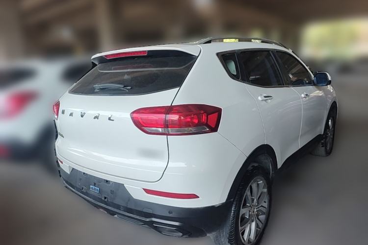 Used Haval H2s 2017 Red-Label 1.5T Dual-Clutch Luxury Model Rear Right 45 Deg