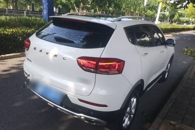 Used Haval H2s 2017 Red-Label 1.5T Manual Elite Model Rear Right 45 Deg