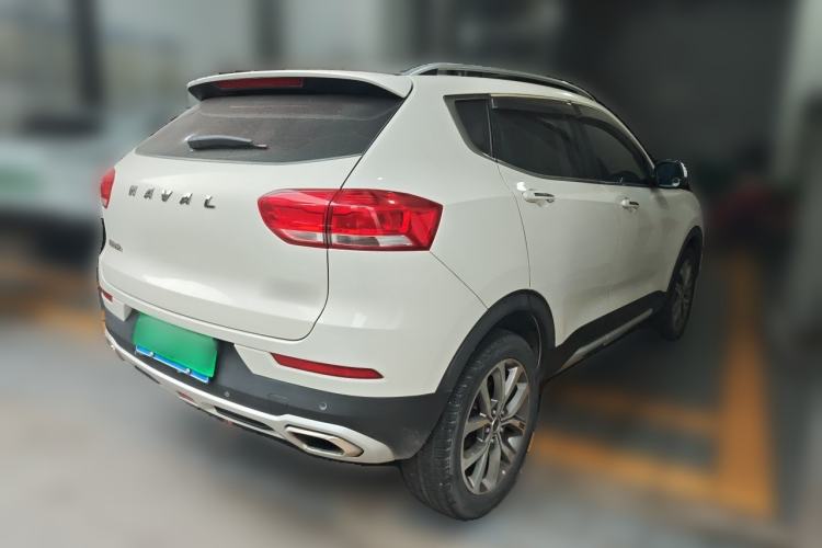 Used Haval H2s 2017 Red-Label 1.5T Dual-Clutch Luxury Model Rear Right 45 Deg