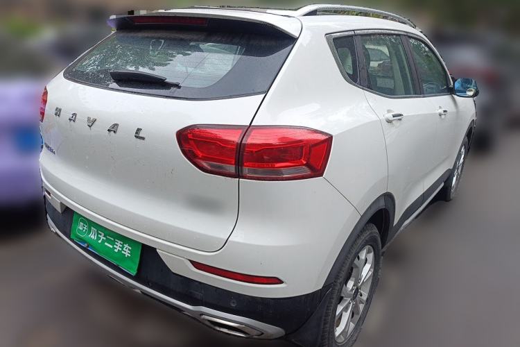 Used Haval H2s 2017 Red-Label 1.5T Manual Elite Model Rear Right 45 Deg