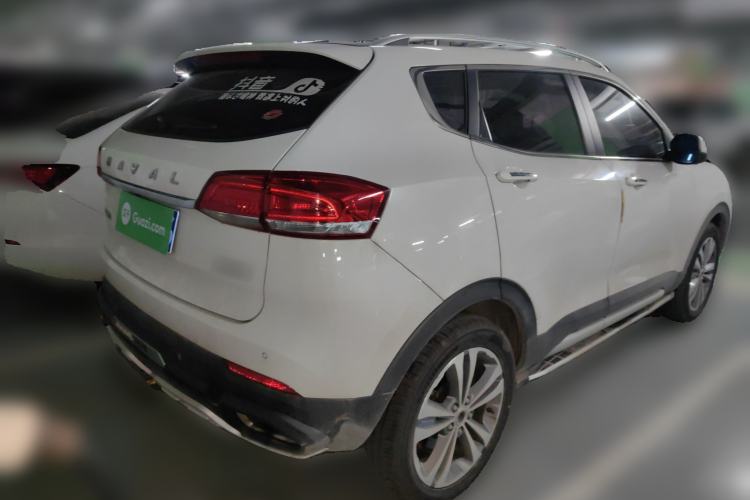 Used Haval H2s 2017 Blue Label 1.5T Dual-Clutch Luxury Model Rear Right 45 Deg