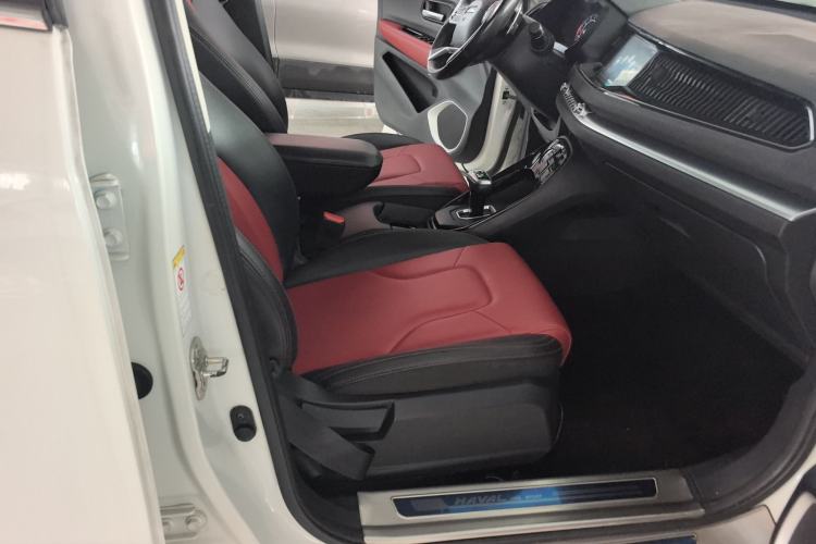 Used Haval H2s 2017 Red-Label 1.5T Dual-Clutch Elite Model Right Front Seat
