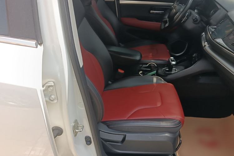 Used Haval H2s 2017 Red-Label 1.5T Dual-Clutch Comfort Model Right Front Seat