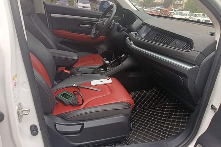 Used Haval H2s 2017 Blue Label 1.5T Dual-Clutch Elite Model Right Front Seat