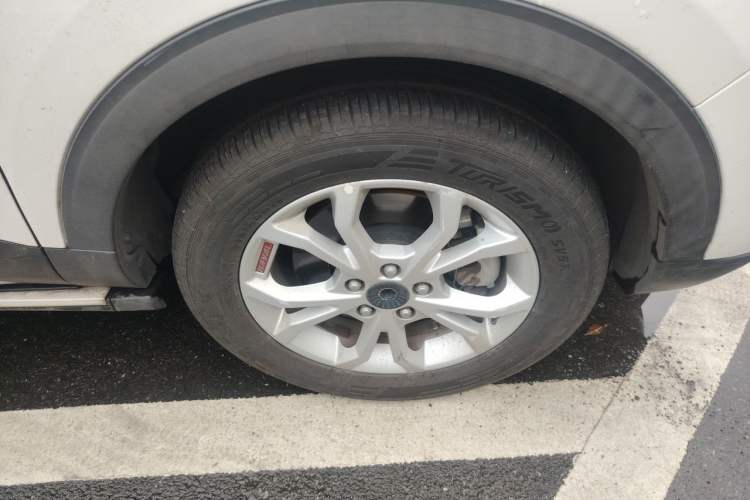 Used Haval H2s 2017 Red-Label 1.5T Dual-Clutch Elite Model Right Front Wheel Hub