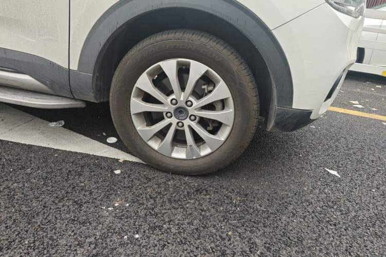 Used Haval H2s 2017 Blue Label 1.5T Dual-Clutch Elite Model Right Front Wheel Hub