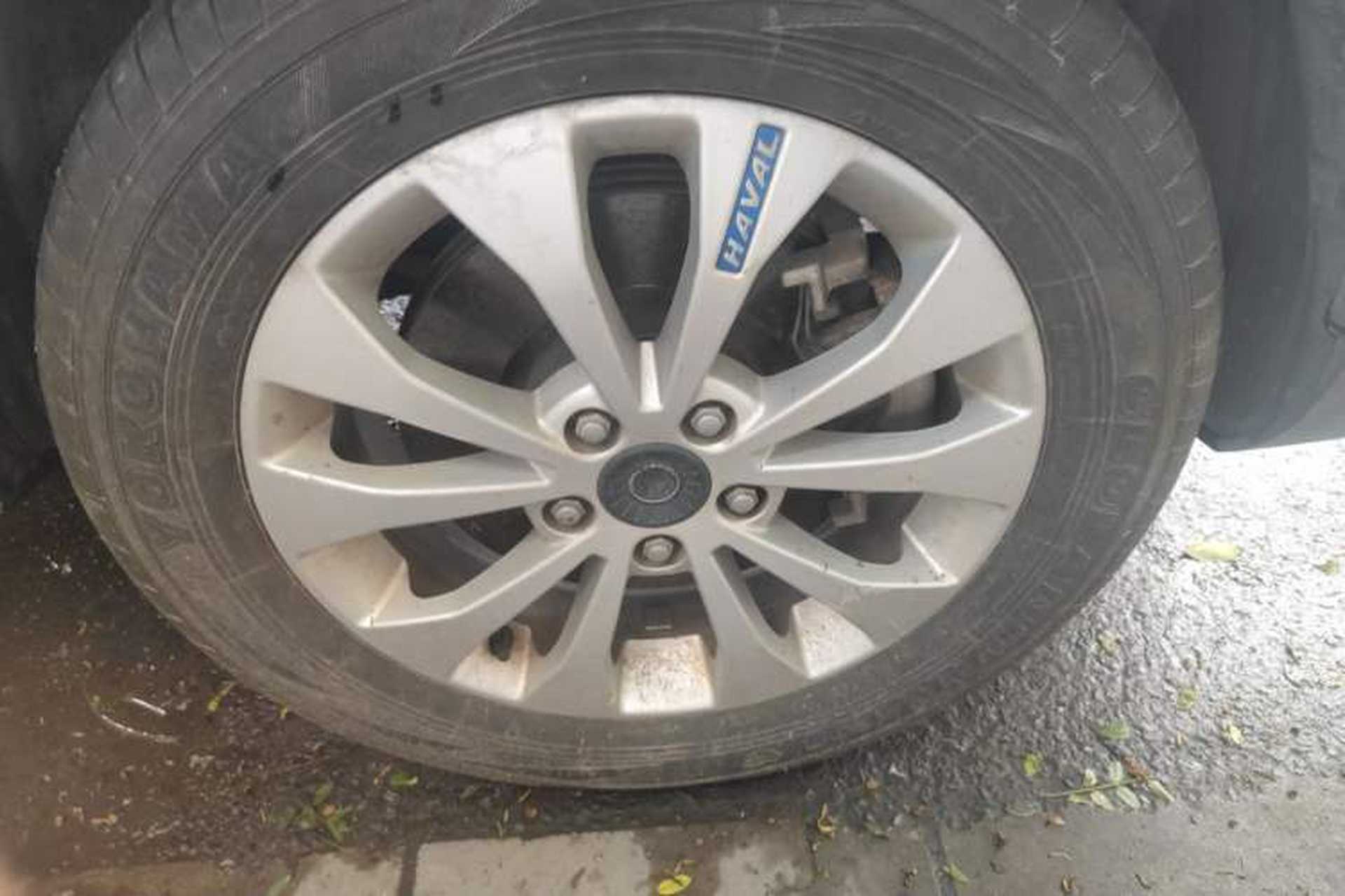 Used Haval H2s 2017 Blue Label 1.5T Dual-Clutch Elite Model Right Front Wheel Hub