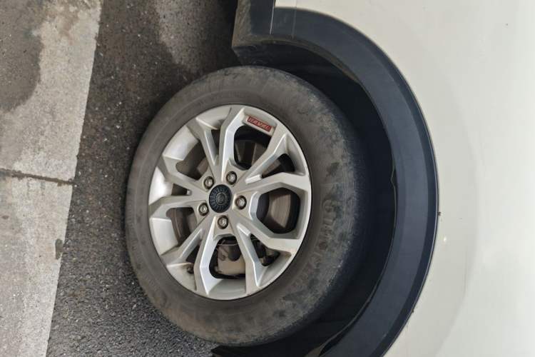 Used Haval H2s 2017 Red-Label 1.5T Dual-Clutch Elite Model Right Front Wheel Hub